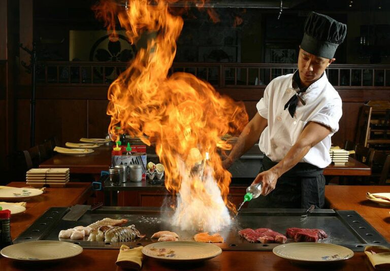 How Do Hibachi Chefs Create an Unforgettable Dining Experience with Their Culinary Performances?